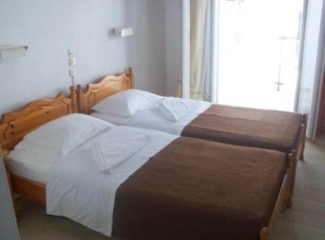 Hotel Marlton Skiathos Town Quarto foto