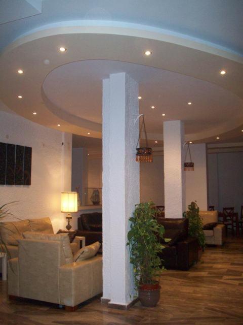 Hotel Marlton Skiathos Town Exterior foto